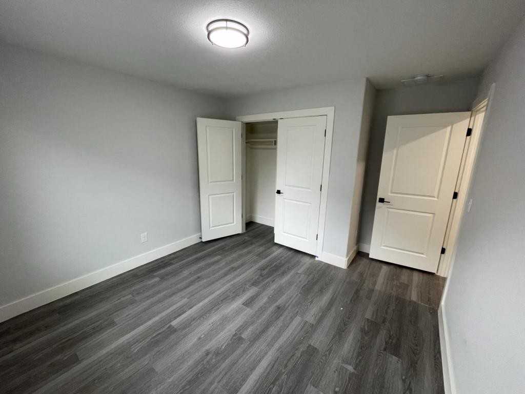 608 E 3rd St - Photo 6 of 14