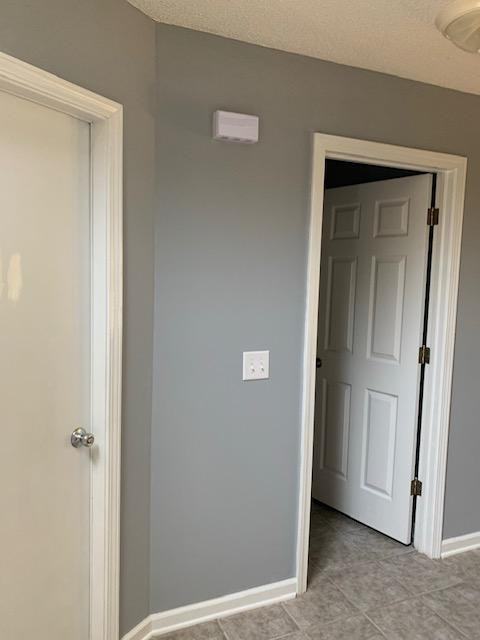 127 Woodberry Dr - Photo 2 of 18