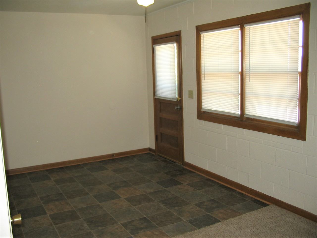 1810 Main Street ONE TIME LISTING - 2Unit 2 #2 - Photo 2 of 13