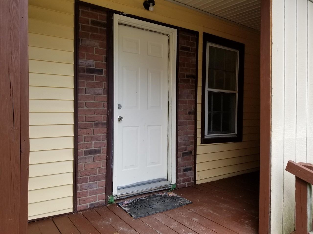 228 Canandaigua St #2 - Photo 4 of 22