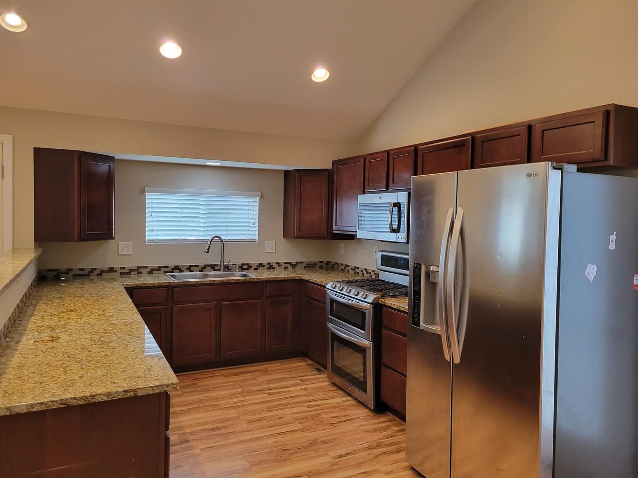 17685 E Temple Dr #1 - Photo 6 of 26