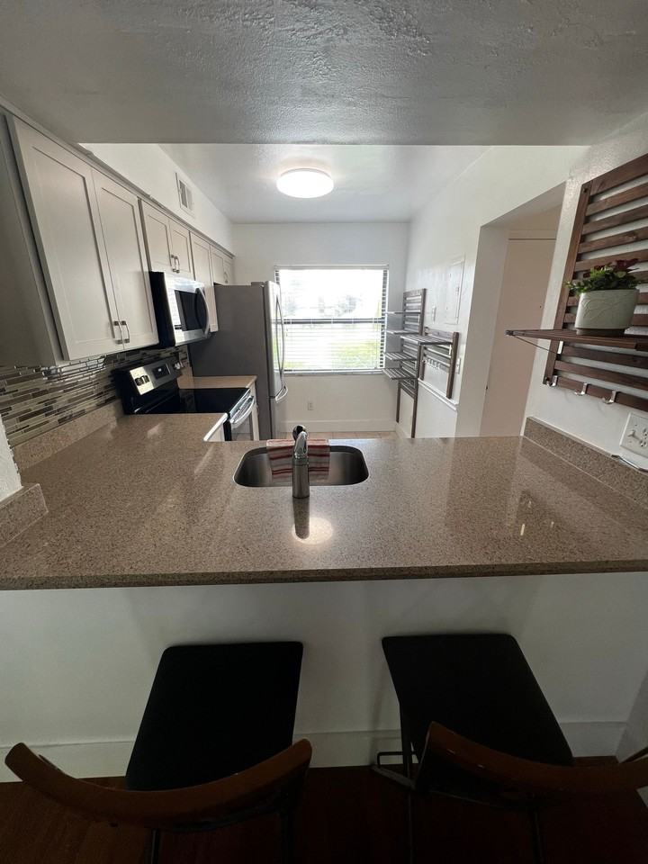 3200 Candle Ridge Court #1 - Photo 3 of 12