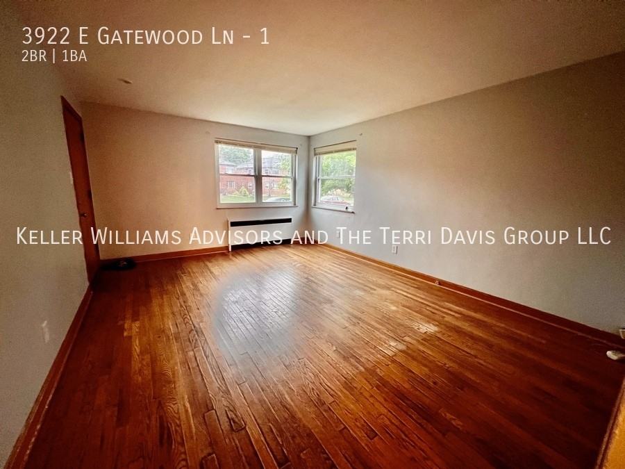 3922 E Gatewood Ln #1 - Photo 2 of 9