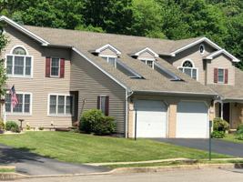 featured image of 470 Meadow Ln
