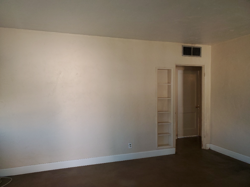 2328 W Orange Dr - Photo 5 of 28