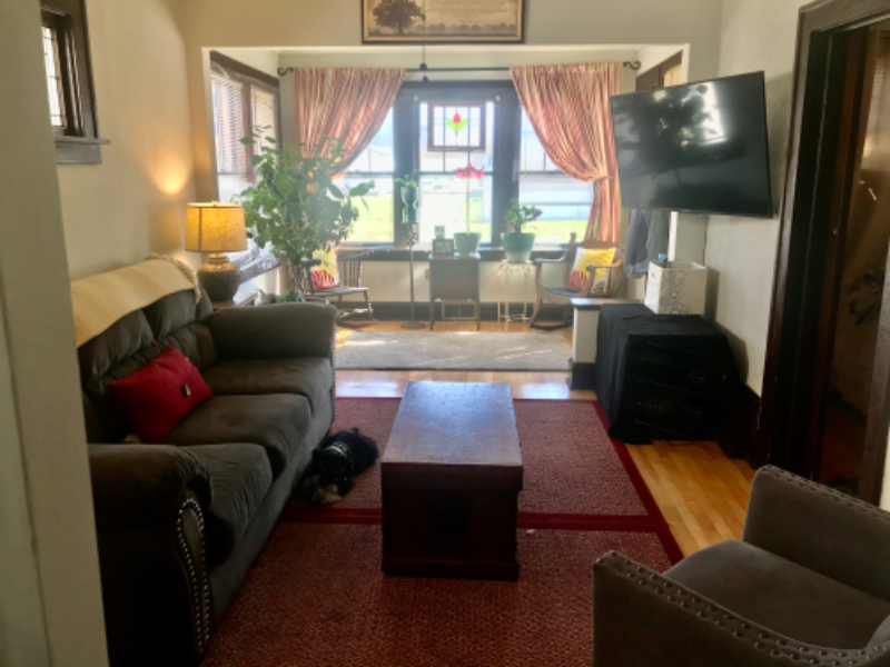 910 Manitoba Ave - Photo 2 of 13