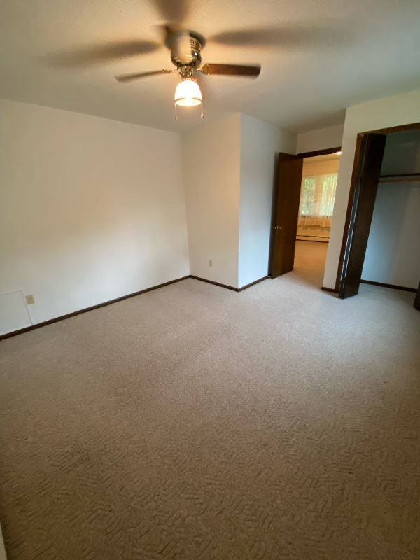 2430 Holly St S - Photo 3 of 9