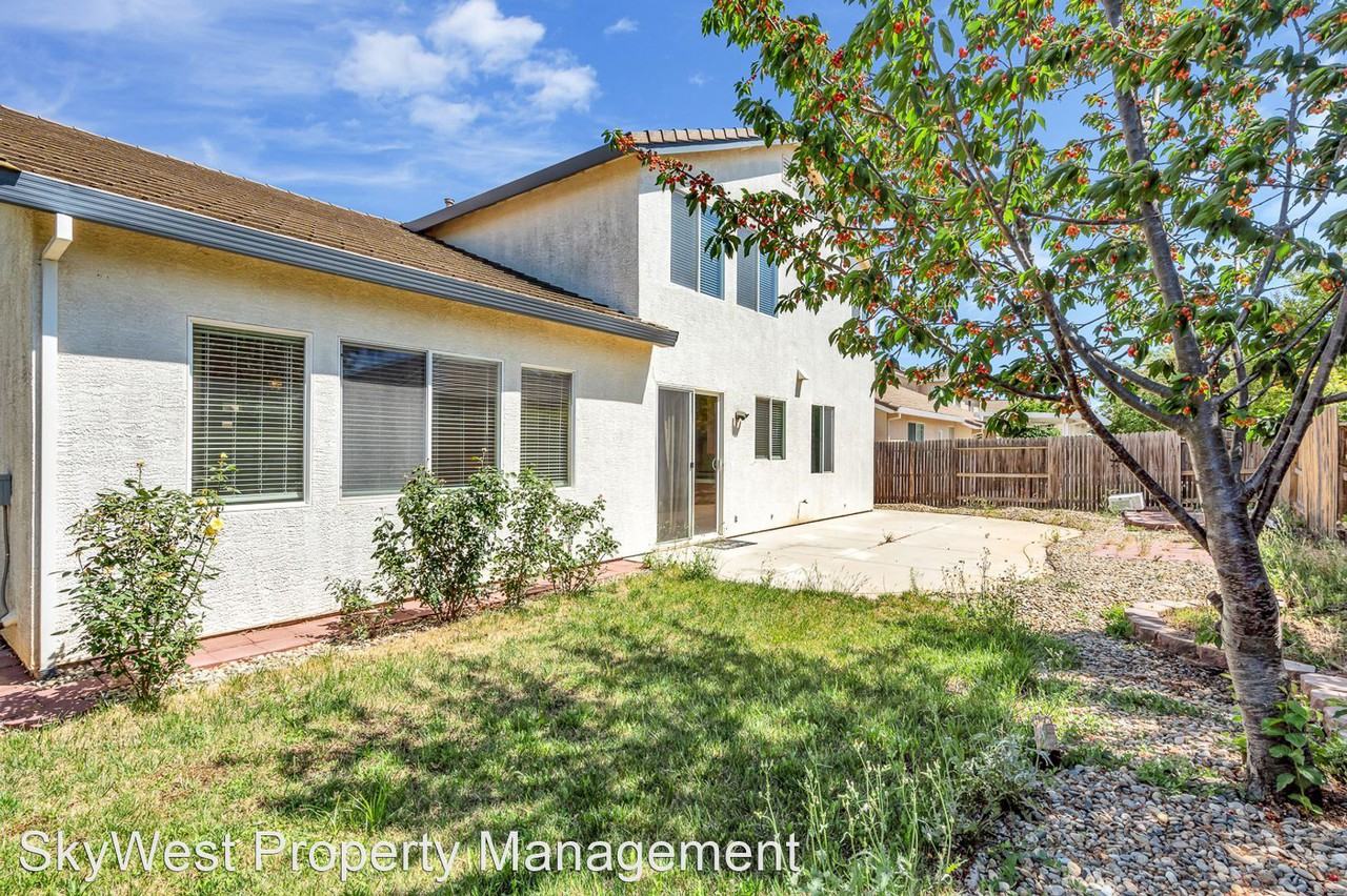 6441 Oscar Cir - Photo 2 of 50