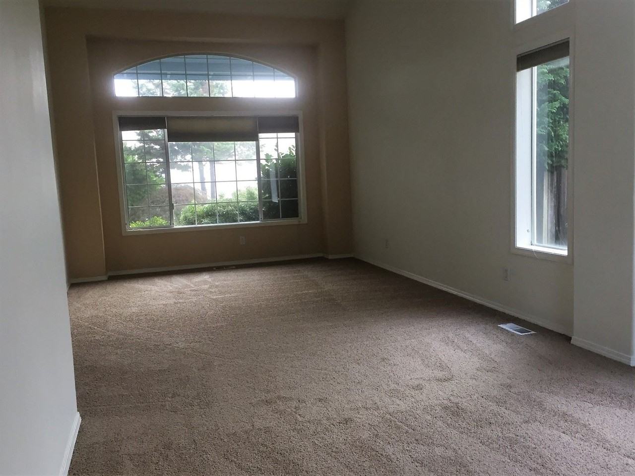 4051 Nw 180th Ct - Photo 2 of 24