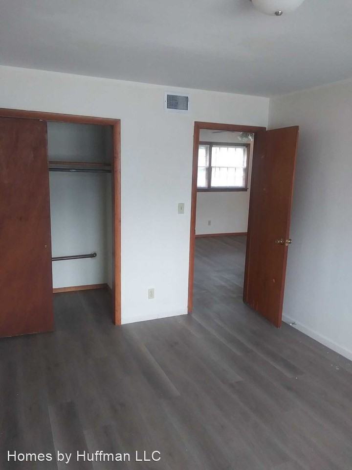 1613-1645 S. Green River Road - Photo 2 of 5