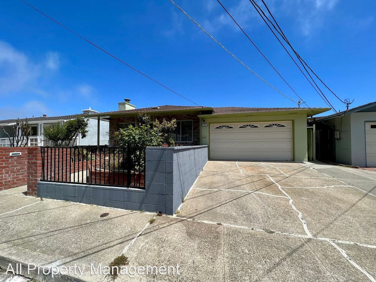 326 Arbor Dr - Photo 2 of 31