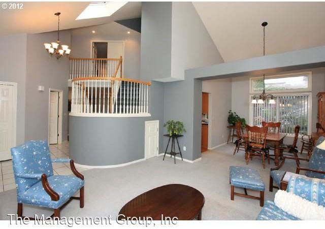 2705 Ne 163rd St - Photo 2 of 16