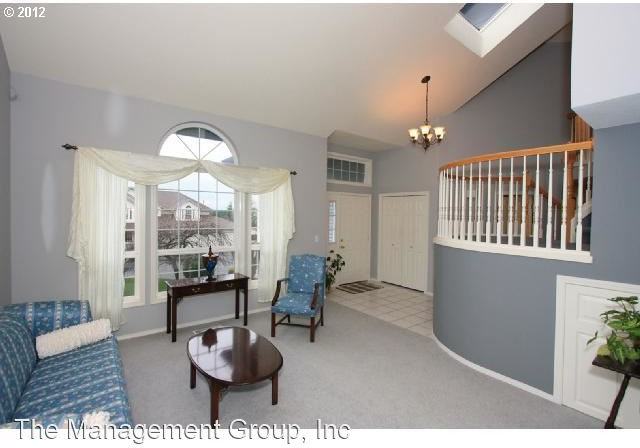 2705 Ne 163rd St - Photo 3 of 16