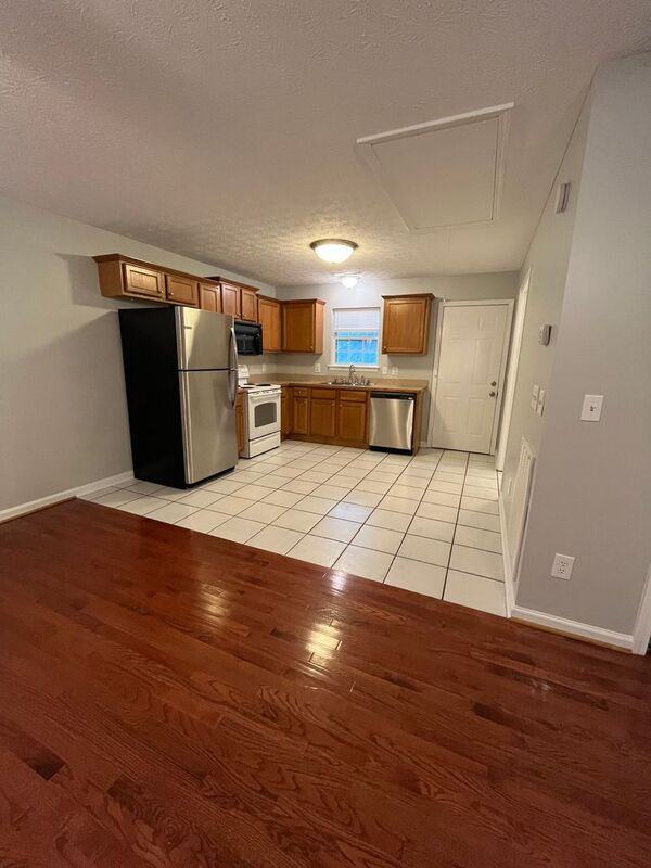 102 Choctaw Cir - Photo 3 of 34