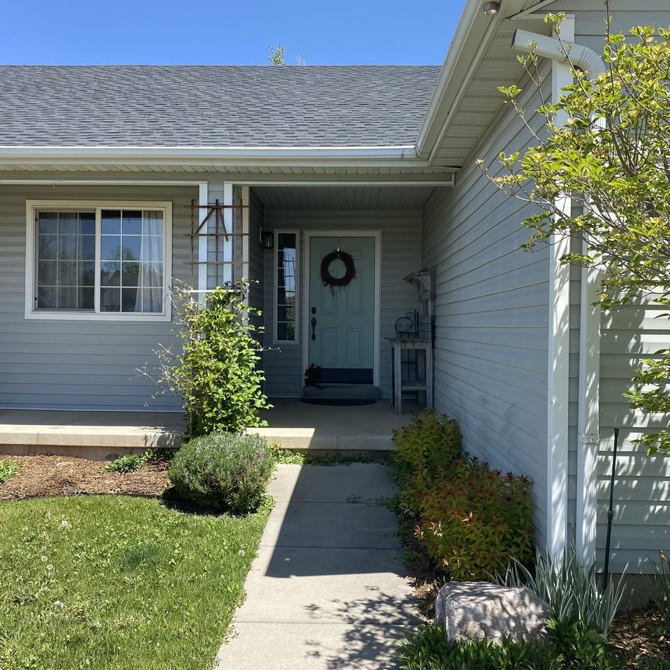 441 Sw - Photo 2 of 11