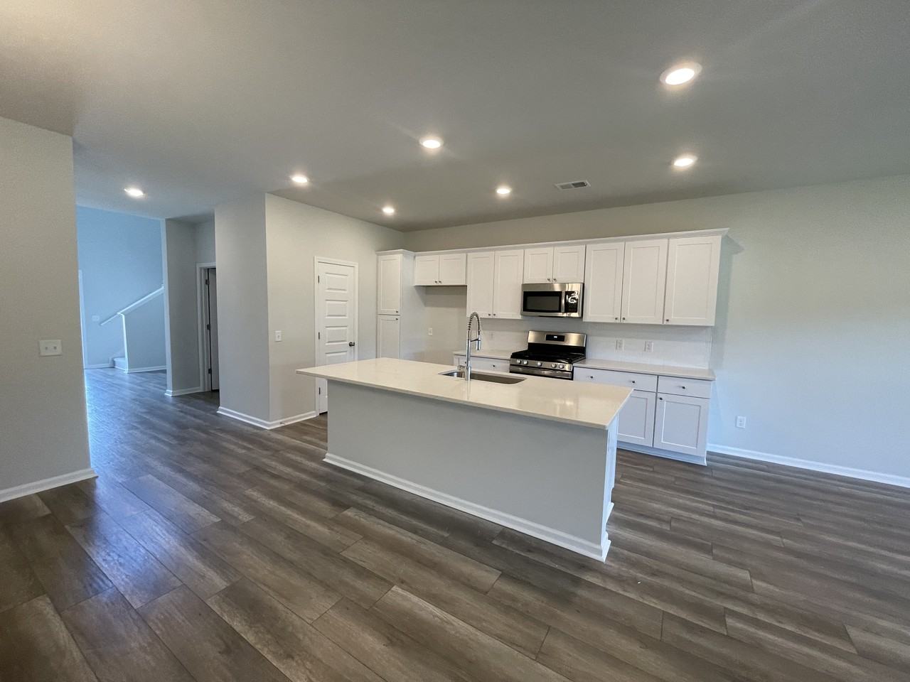 263 Woodland Oak Way - Photo 2 of 13