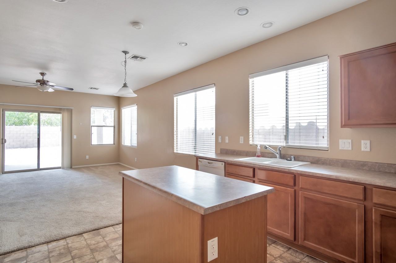 4451 E Moreno Ct - Photo 3 of 10