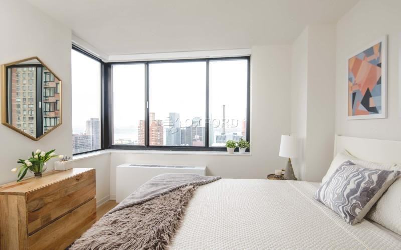 59TH ONE COLUMBUS PLACE #S12E - Photo 3 of 7