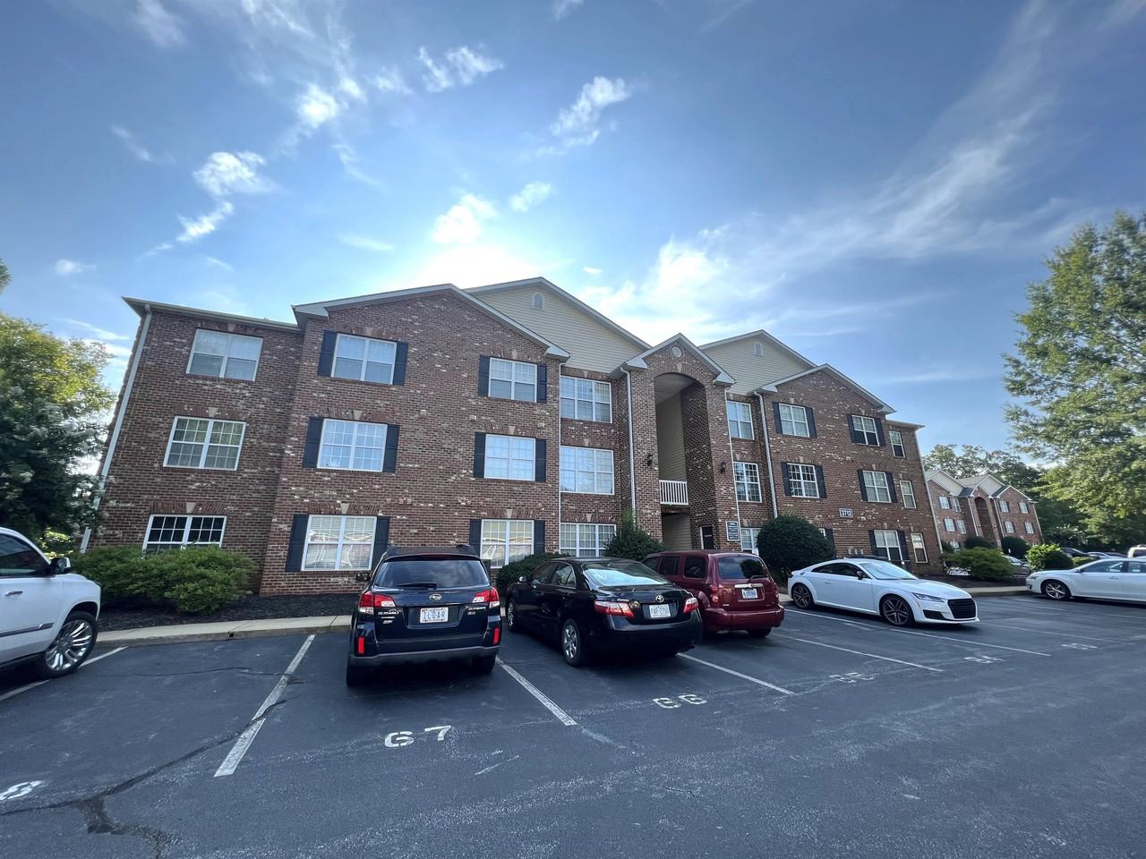 3712 Cotswold Ave #1