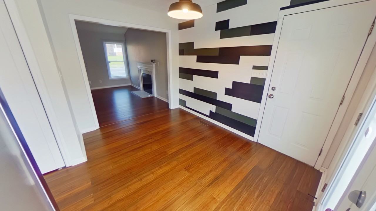 5046 Waterford Dr #1 - Photo 7 of 33