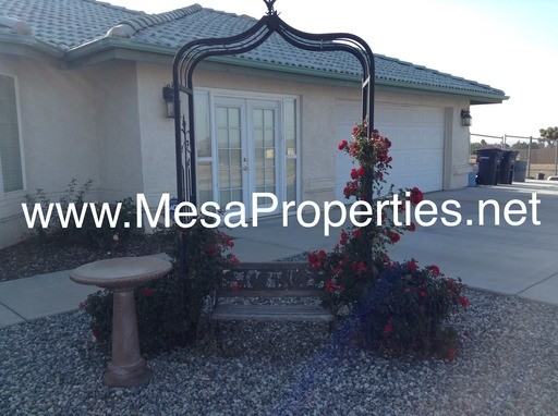 10050 Lilac Rd - Photo 2 of 17