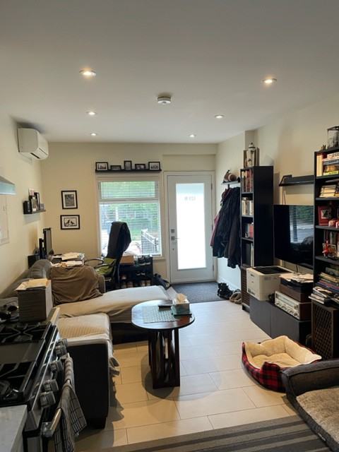 123 Emerson Avenue - Photo 3 of 19