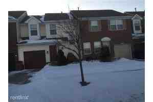 247 Tucker St - Photo 2 of 10