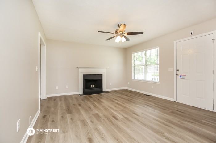 905 Libby Ln - Photo 3 of 16