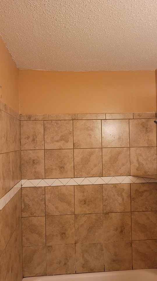 2225 E 6th St #1 - Photo 5 of 6