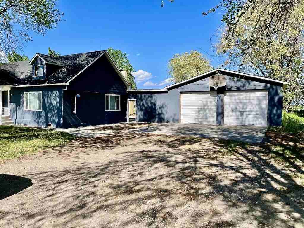 388 N 3500 E - Photo 3 of 33