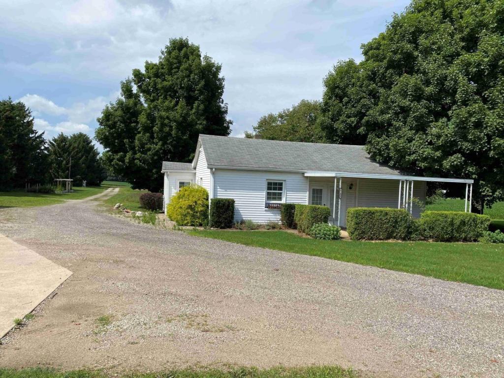 27400 Us Highway 12, Edwardsburg, MI 49112, USA 1 unit Rental Zumper