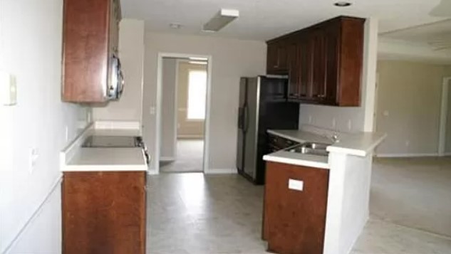 208 Wildberry Ln #1 - Photo 4 of 10