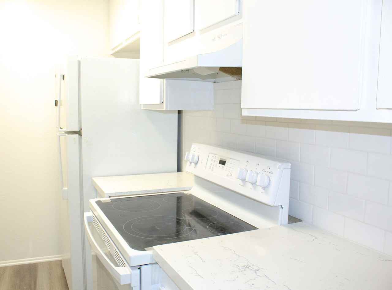 4900 Overland Ave #309 - Photo 7 of 14