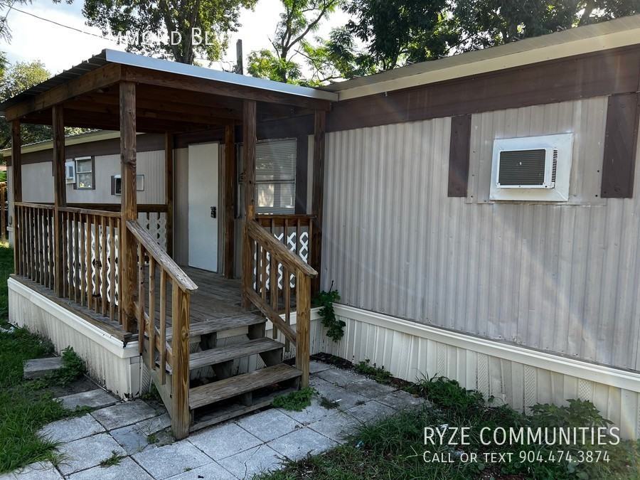 1561 Hammond Blvd #9