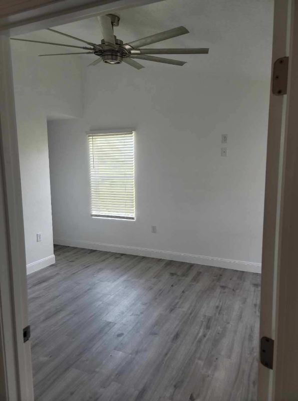 1902 Holloman Road - Photo 4 of 17