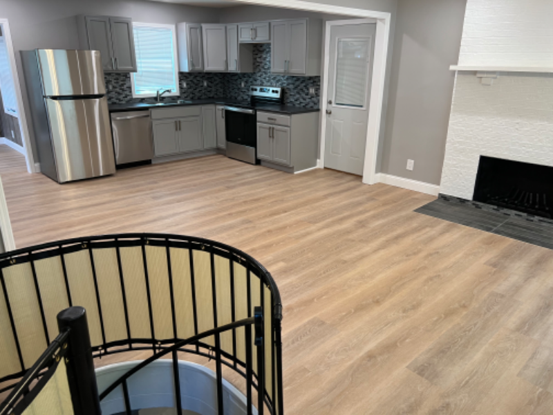 6107 W 58th St - Photo 2 of 36