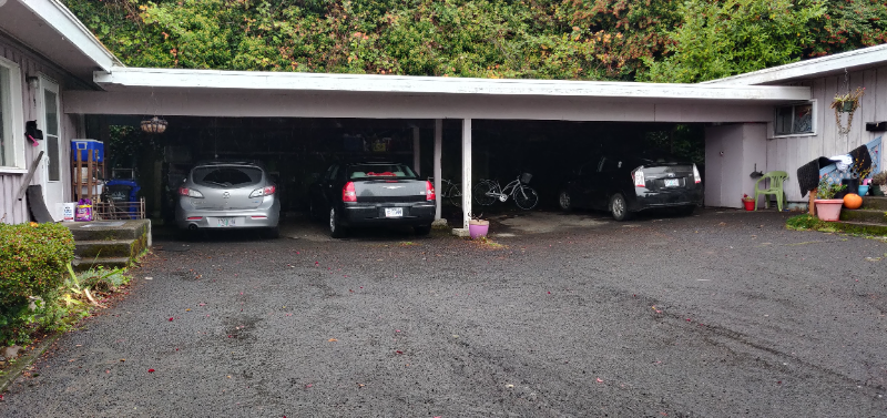 320 Se 2nd St - Photo 2 of 11