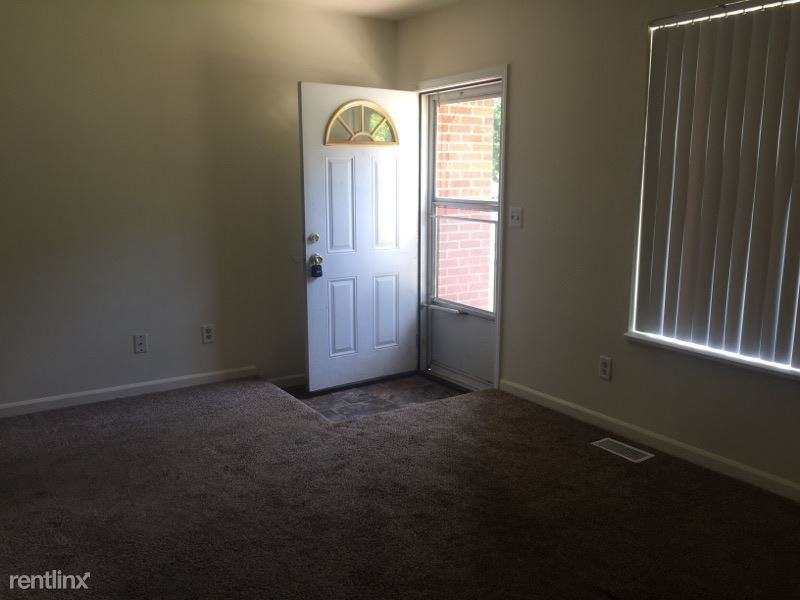 3324 Danbury Crossroad St - Photo 3 of 9