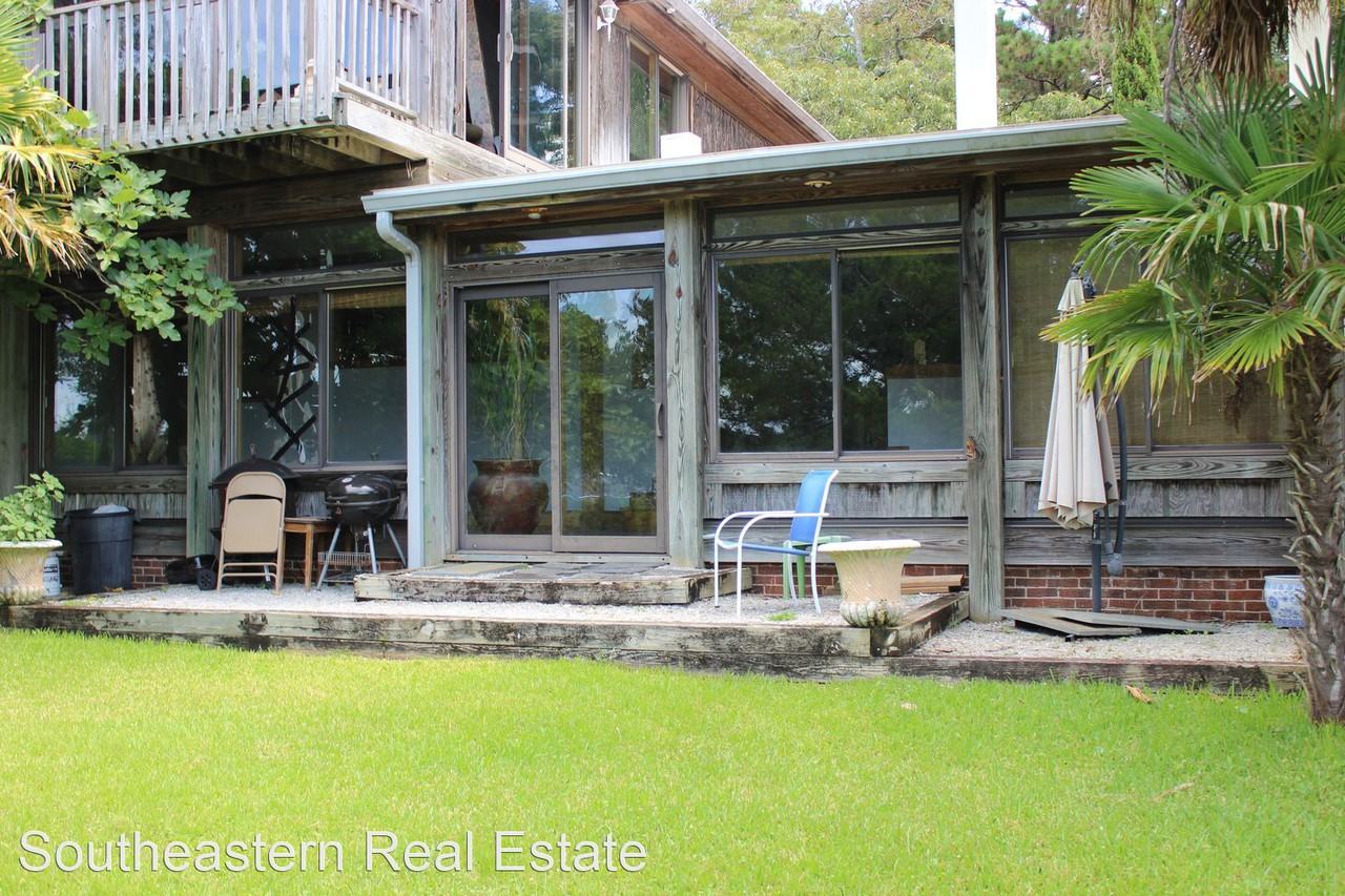 737 Cockle St - Photo 2 of 9
