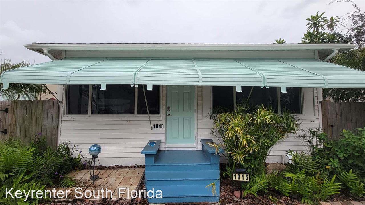 1015 N K St - Photo 2 of 28