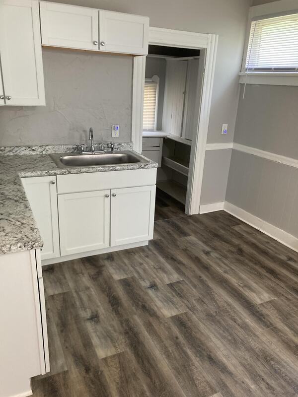 1317 W 87th St - Photo 2 of 16