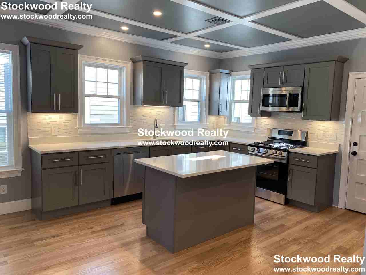 863 Dorchester Ave #3 - Photo 4 of 50