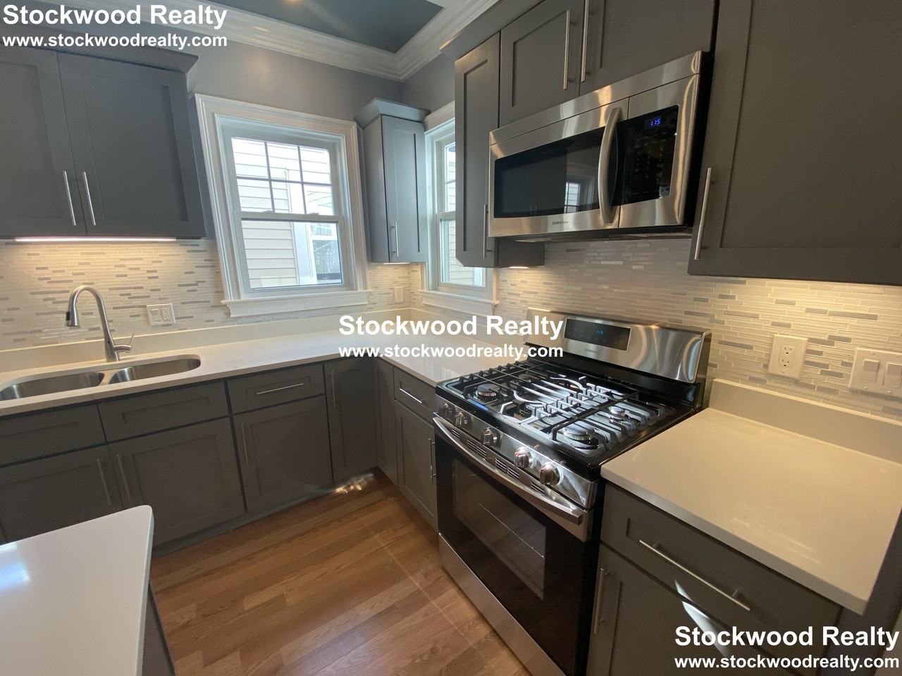 863 Dorchester Ave #3 - Photo 7 of 50