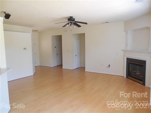 2925 Brahman Meadows Ln - Photo 2 of 13