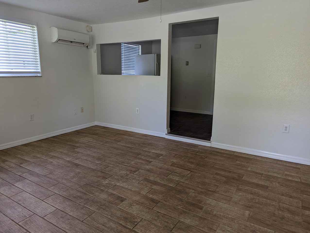 12527 1st Isle - Photo 2 of 14