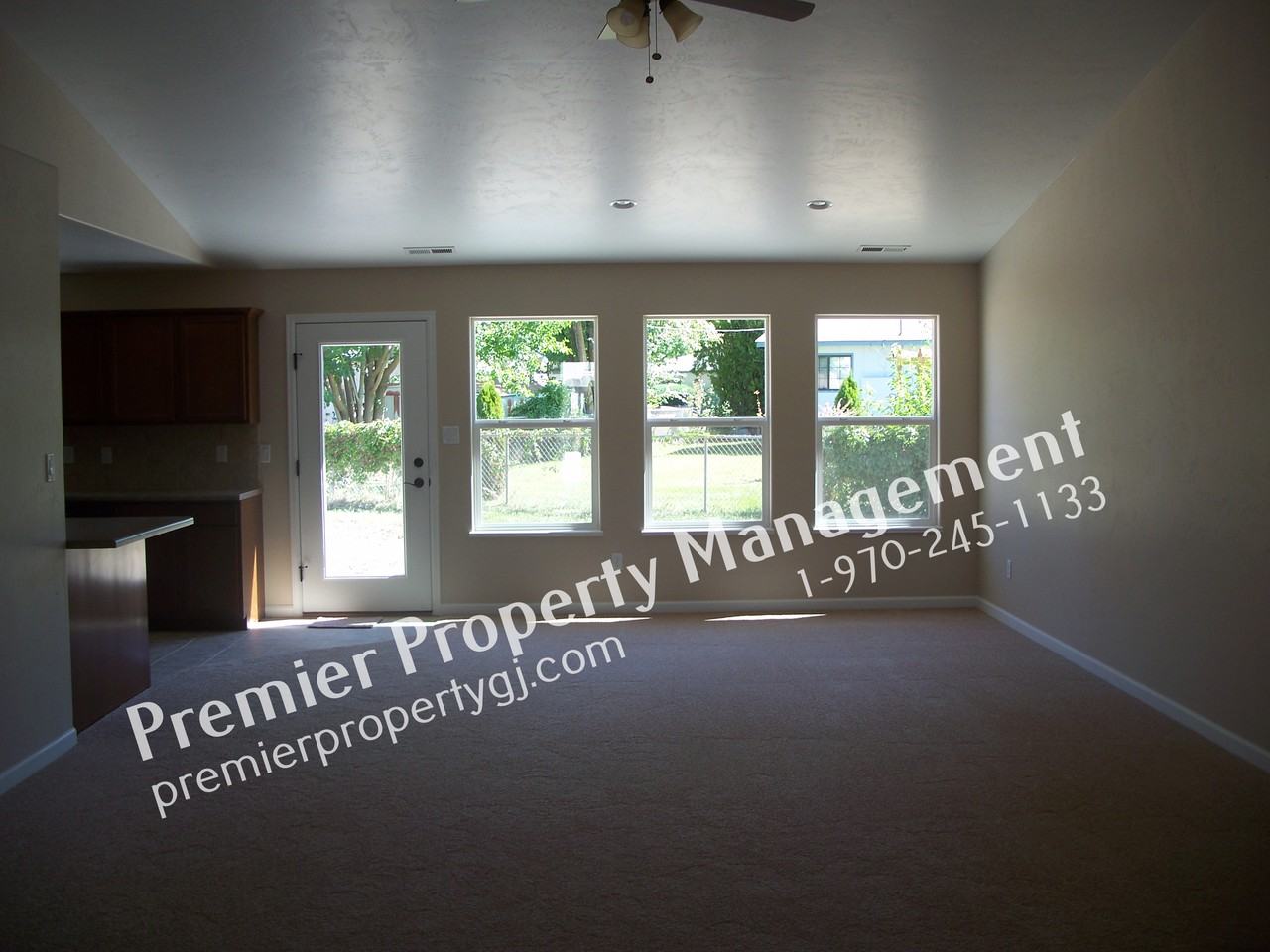 2788 Helena Ct - Photo 2 of 13