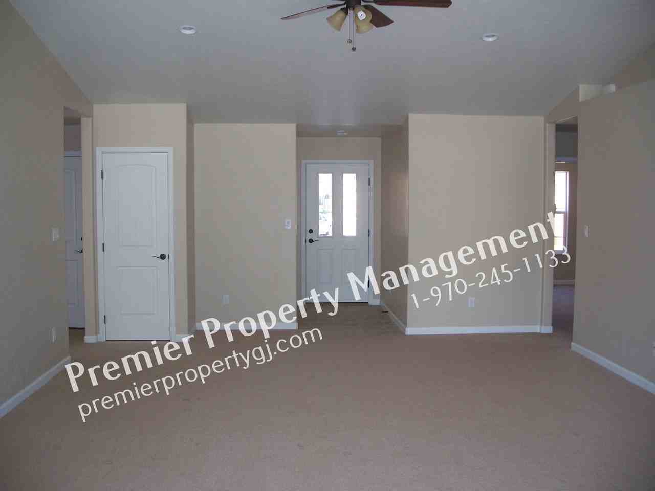 2788 Helena Ct - Photo 4 of 13
