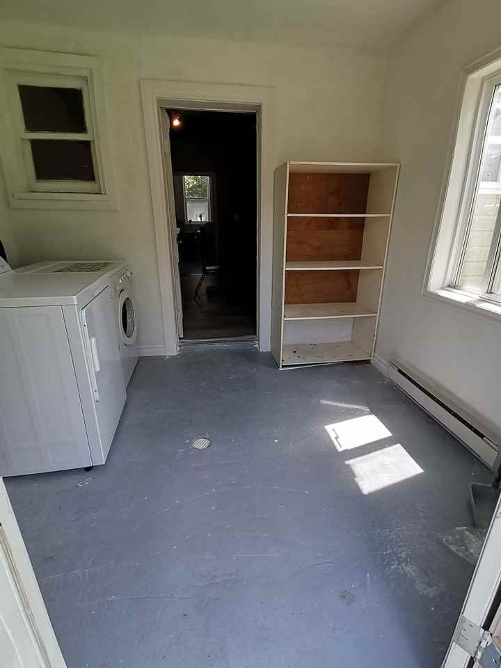 871 Rue Notre Dame #1 - Photo 3 of 7