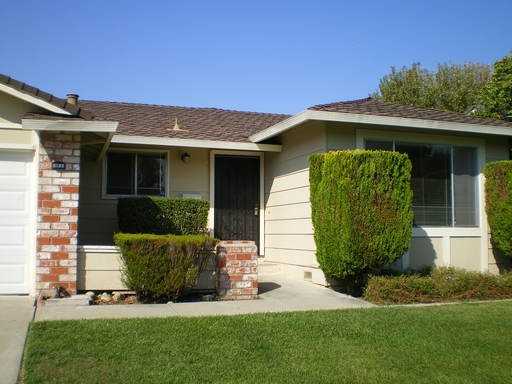 3591 Rowley Dr - Photo 3 of 15