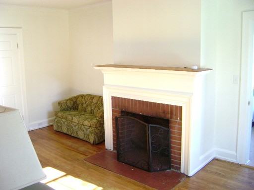 724 N Main St - Photo 3 of 11